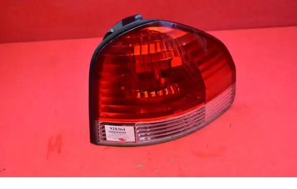 Hyundai Santa Fe Rear/tail lights 92402265