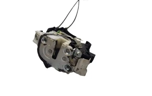 Mitsubishi Outlander Front door lock