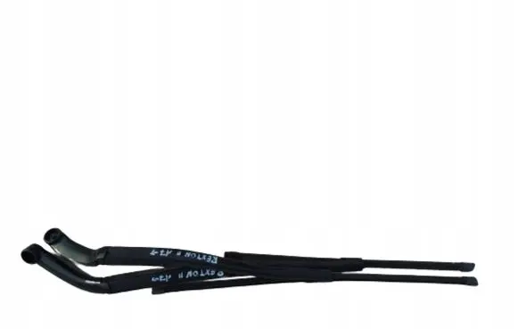 SsangYong Rexton Front wiper blade arm