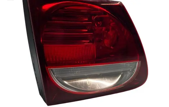 Tailgate rear/tail lights