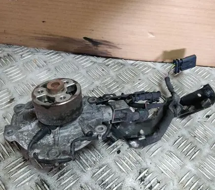 Jaguar E-Pace Water pump G4D38501AD