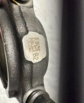 Volvo V70 Piston with connecting rod
