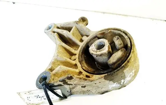 Opel Zafira B Engine mount bracket 