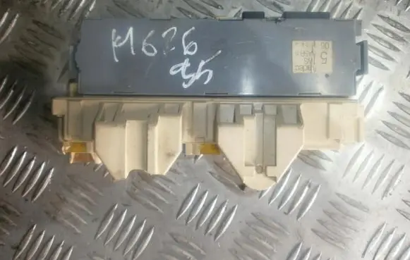 Mazda 626 Fuse box set