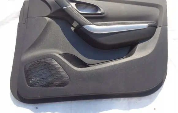 Renault Kadjar Front door card panel trim
