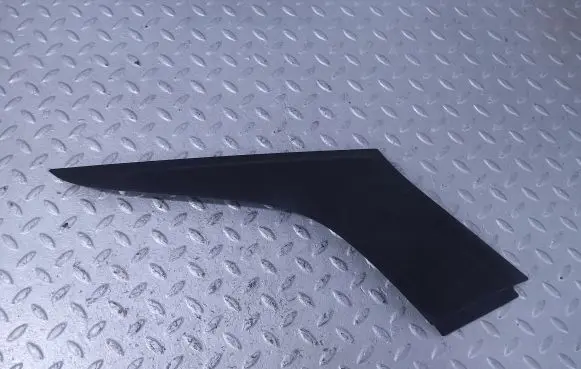 Suzuki Swift III Fender trim (molding) 7718152R0