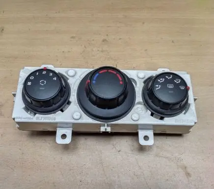 Renault Master III Climate control unit 275700007R
