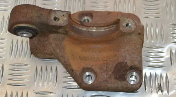 Volvo V60 Driveshaft support bearing bracket 30787842 09H1AC