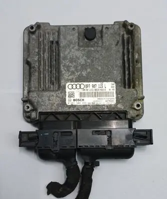 Audi A3 S3 8P Engine control unit/module 8P7907115L 0261S04939 MED175
