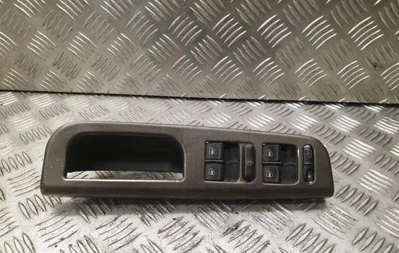 Volkswagen PASSAT B5.5 Electric window control switch 1J4959857B