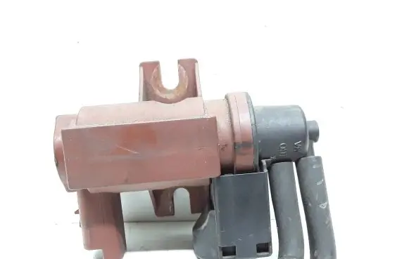Volvo V70 Turbo solenoid valve 6G9Q9E882CA 70177100