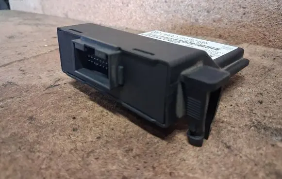 Volkswagen Golf V Gateway control module 1K0907530L 1K0907951 5WK50011B