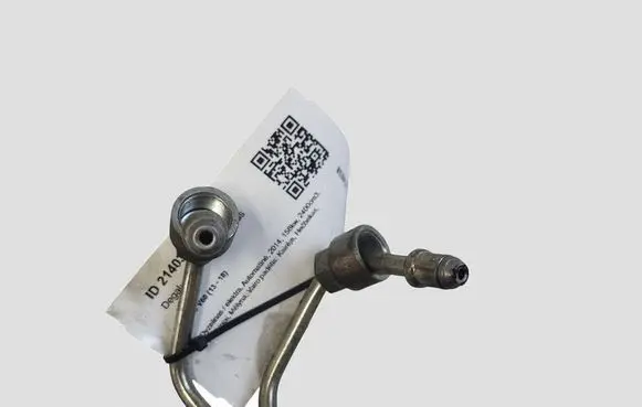 Volvo V60 Fuel injector supply line/pipe