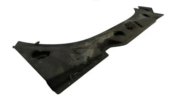 Audi A8 S8 D4 4H Fender end trim 4H0823746C