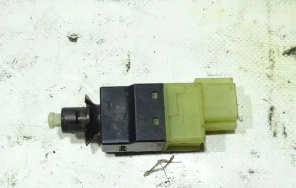 Mercedes-Benz E W211 Brake pedal sensor switch A0015454409