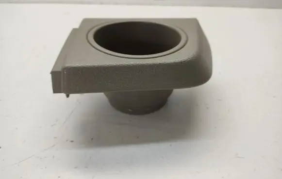 Volvo XC90 Cup holder back 