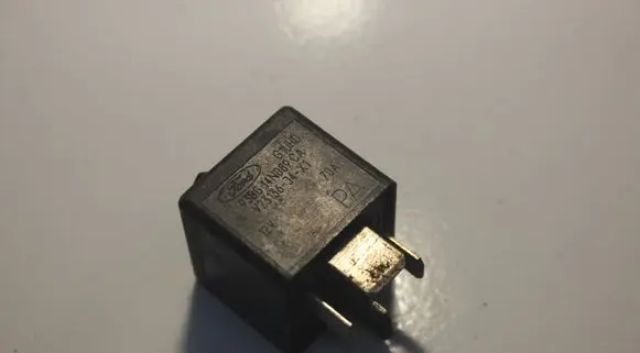 Ford Mondeo MK II Other relay 93BG14N089CA