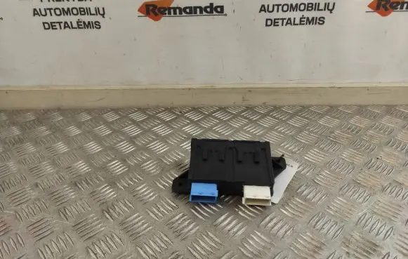 Citroen C4 II Picasso Central body control module 9812711280 ZR1831905363