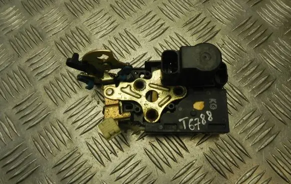 Chevrolet Nubira Loading door lock 6D20 T6788