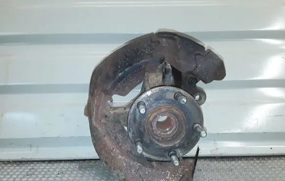 Volvo V50 Front wheel hub spindle knuckle
