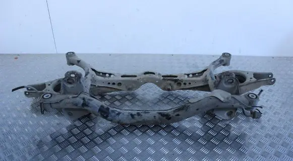 Volkswagen PASSAT CC Rear subframe 