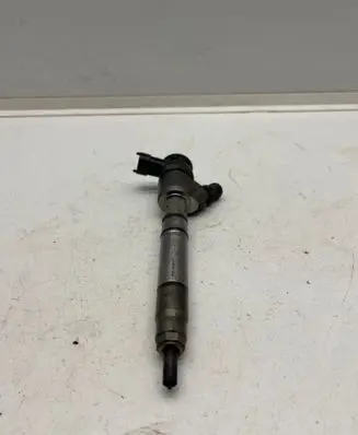 KIA Optima Fuel injector 0445110589 338002A610