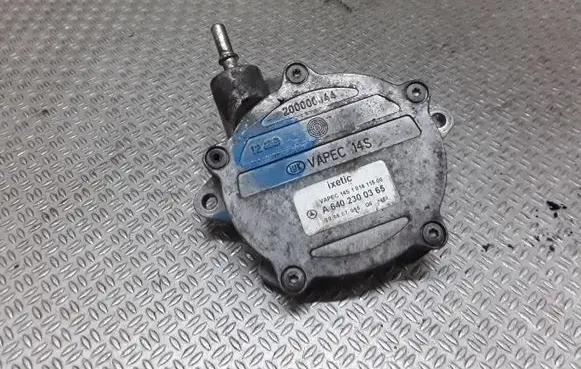 Mitsubishi Colt CZ3 Vacuum pump A6402300365