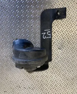 Volkswagen Touareg I Horn signal 6N0951221