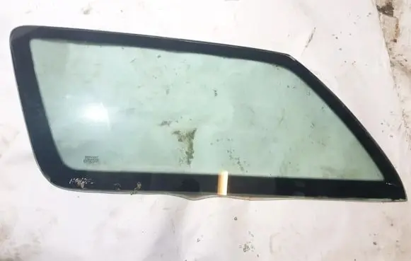 Ford Mondeo MK I Rear side window