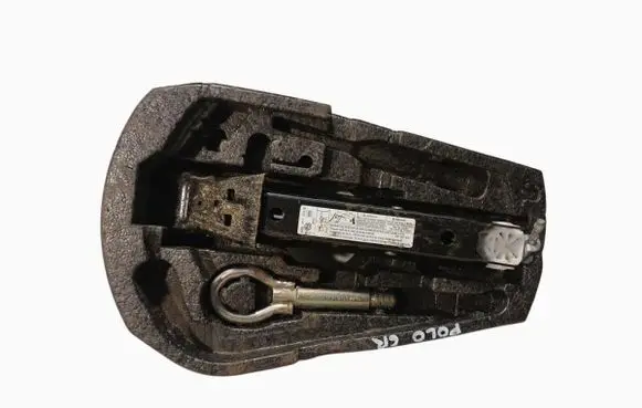 Volkswagen Polo V 6R Tool set 6Q0012115H