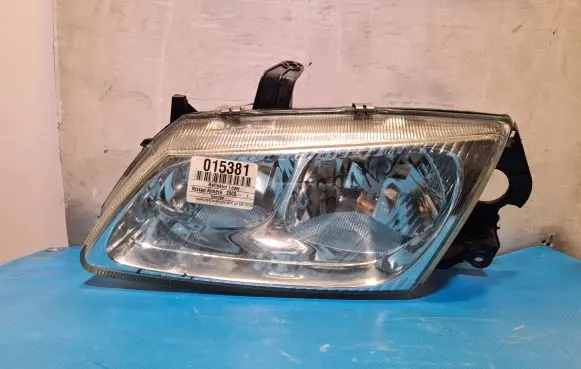 Nissan Almera Tino Headlight/headlamp