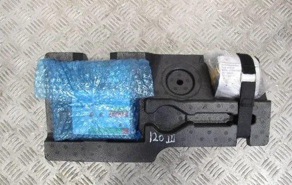 Hyundai i20 (BC3 BI3) Glove box in trunk 09149-Q0700