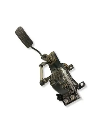Renault Trafic II (X83) Accelerator throttle pedal 8200008477 6PV00811915