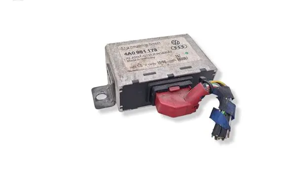 Audi A6 S6 C4 4A Alarm control unit/module 4A0951173