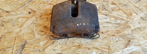 Volkswagen PASSAT B6 Front brake caliper