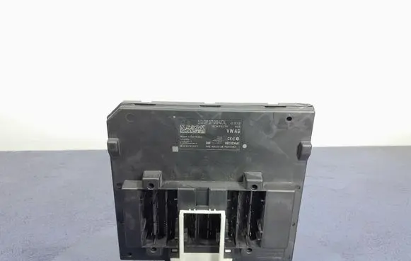 Volkswagen Tiguan Comfort/convenience module 5Q0937084DL