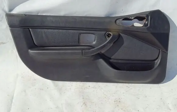 BMW 5 F10 F11 Front door card panel trim B21124