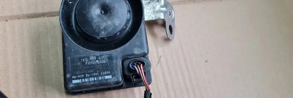 Alarm system siren