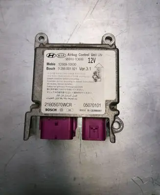 KIA Carens II Airbag control unit/module 959101D600 1D95910600