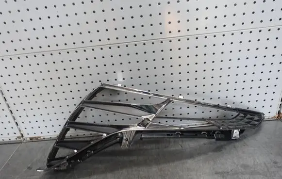 Hyundai Tucson IV NX4 Front bumper lower grill N7922-16000