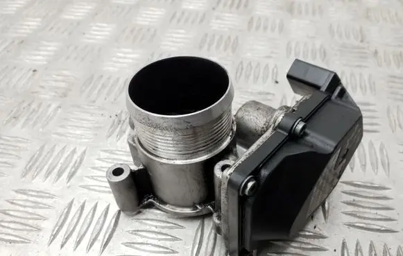 Skoda Superb B6 (3T) Throttle valve 03L128063D V100