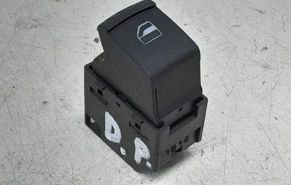 Skoda Fabia Mk1 (6Y) Electric window control switch 6Y0959855