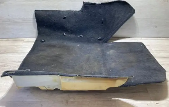 Mercedes-Benz E W211 Front floor carpet liner 21168040