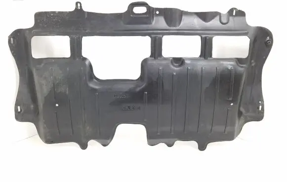 Peugeot 208 Engine splash shield/under tray