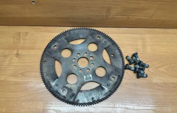 BMW 5 E60 E61 Flywheel 7788746