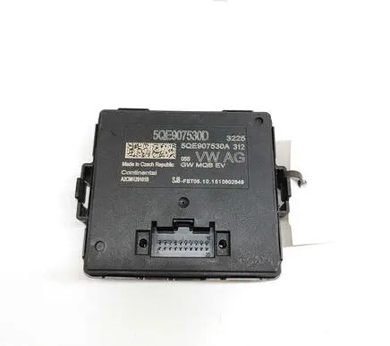 Volkswagen Golf VII Gateway control module 5QE907530A A2C96129101B