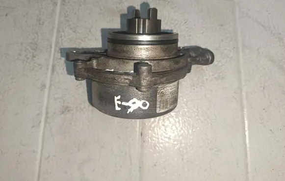 BMW 3 E90 E91 Vacuum pump 700437012