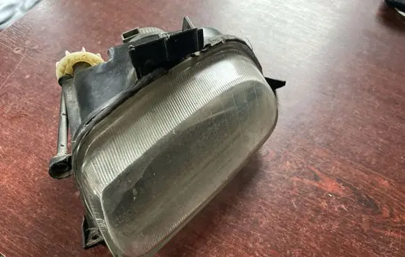 Volkswagen Transporter - Caravelle T4 Front fog light 195081B