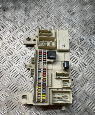 Volvo V50 Fuse module 31254903