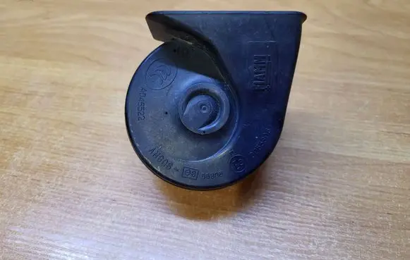 Volvo S40 Horn signal 0055306